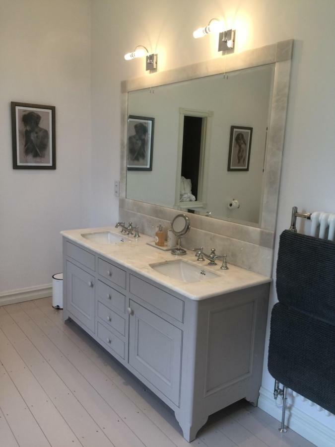 란데일로 Llwynhelig Manor B&B 외부 사진