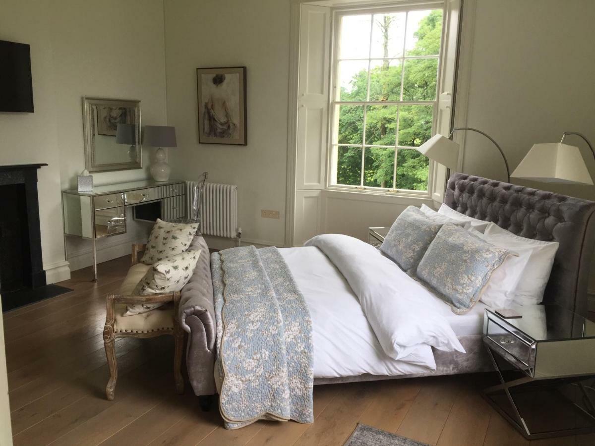 란데일로 Llwynhelig Manor B&B 외부 사진